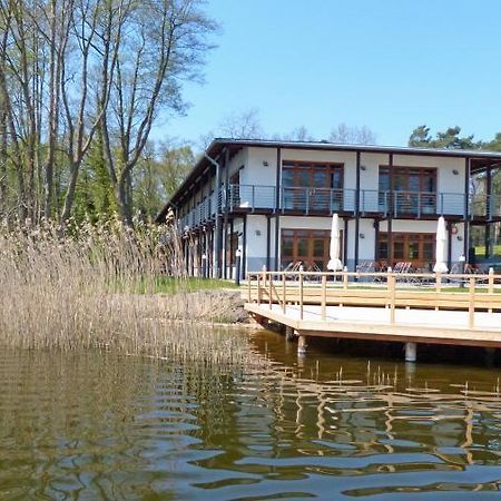 Bootshaus Am Wockersee Parchim Esterno foto